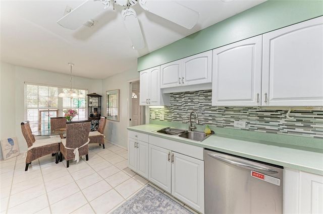 5209 34TH STREET COURT W 261, Bradenton, FL 34210