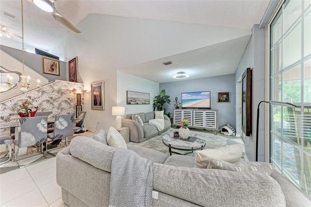 5209 34TH STREET COURT W 261, Bradenton, FL 34210