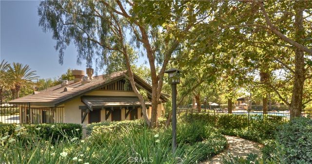 17 Regents Park, Ladera Ranch, CA 92694