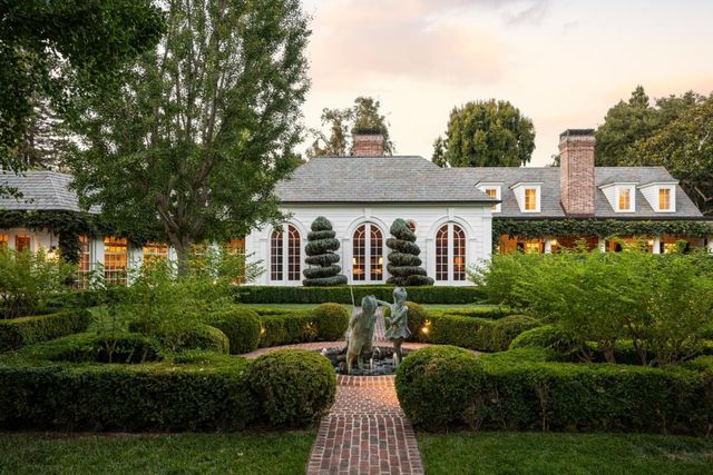 77 Flood Circle, Atherton, CA 94027