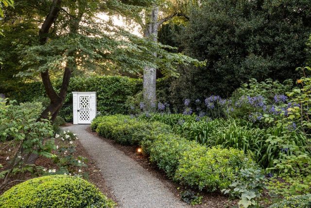 77 Flood Circle, Atherton, CA 94027