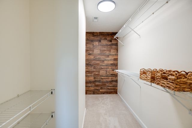 820 Briargrove Dr, La Vergne, TN 37086