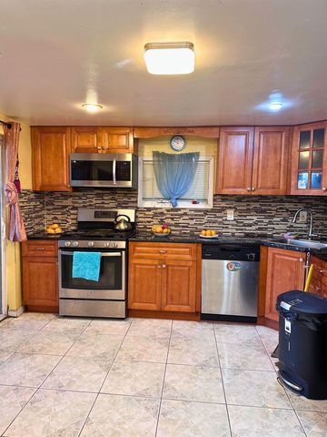 105 MCADOO AVE, Jc, Greenville, NJ 07305
