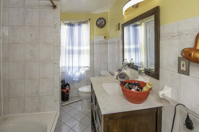 105 MCADOO AVE, Jc, Greenville, NJ 07305