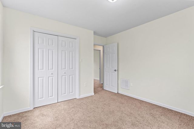 1213 S POINTE DR, Hagerstown, MD 21740