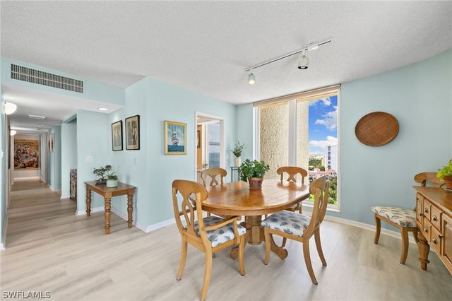 4001 Gulf Shore BLVD N 1106, Naples, FL 34103