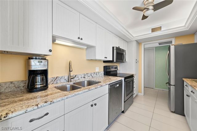 4001 Gulf Shore BLVD N 1106, Naples, FL 34103