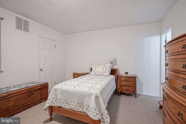 13 BUCKTHORN CT, Woodbury, NJ 08096