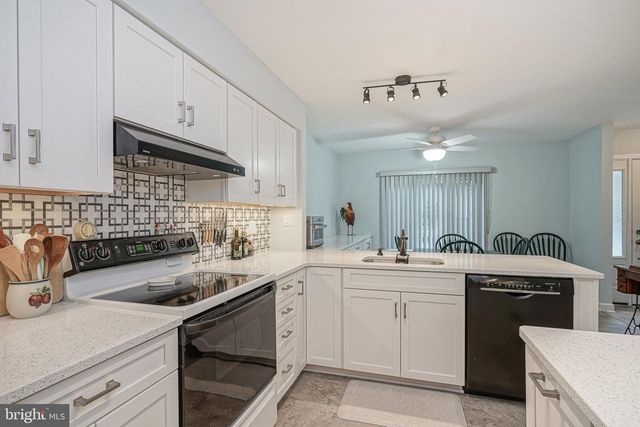 13 BUCKTHORN CT, Woodbury, NJ 08096