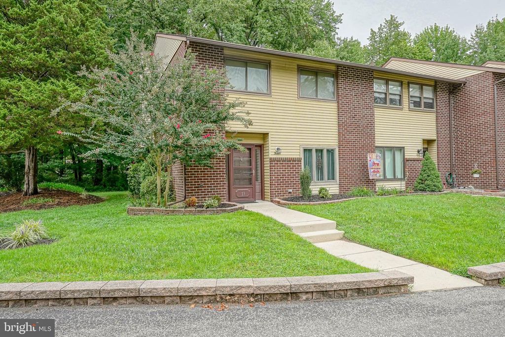 13 BUCKTHORN CT, Woodbury, NJ 08096