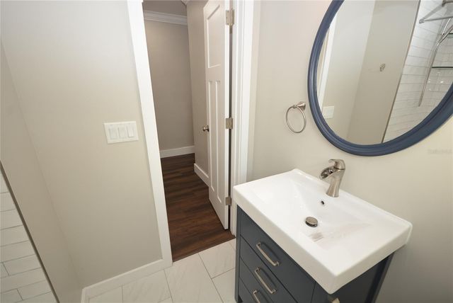 3006 VINE STREET, Orlando, FL 32806