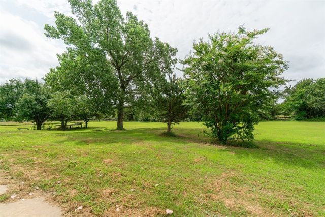 29049 Oilfield Trash Drive, Newalla, OK 74857