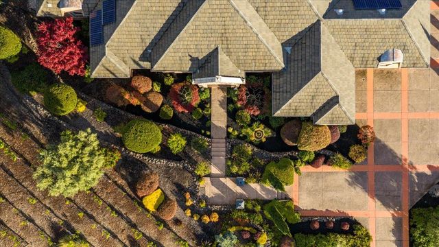 2620 Vineyard Dr, Auburn, CA 95603