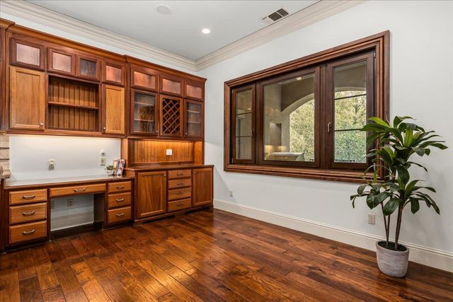 2620 Vineyard Dr, Auburn, CA 95603
