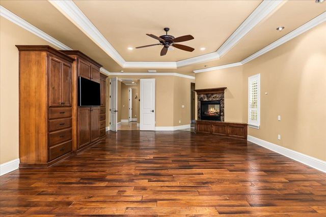 2620 Vineyard Dr, Auburn, CA 95603