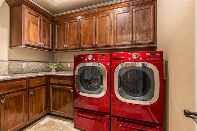 2620 Vineyard Dr, Auburn, CA 95603