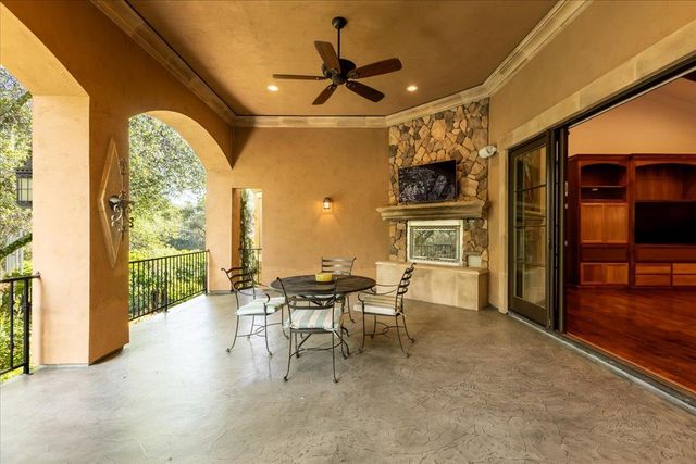 2620 Vineyard Dr, Auburn, CA 95603