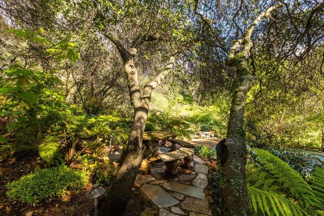 2620 Vineyard Dr, Auburn, CA 95603