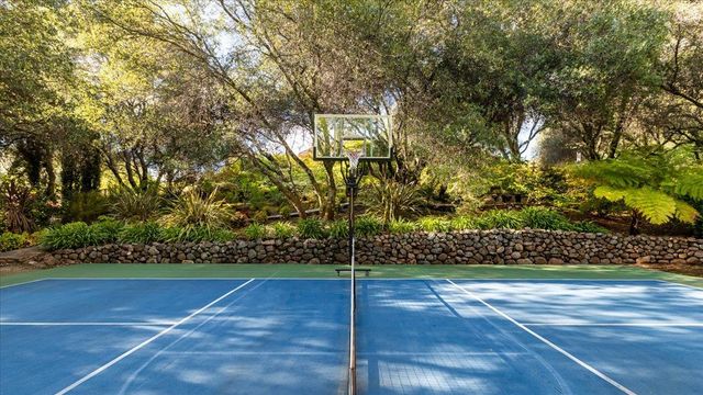 2620 Vineyard Dr, Auburn, CA 95603