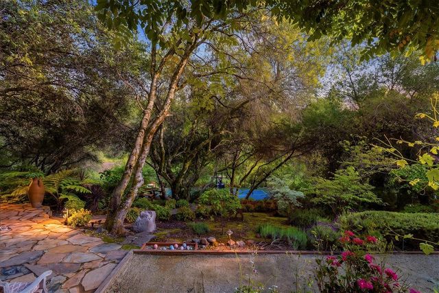 2620 Vineyard Dr, Auburn, CA 95603