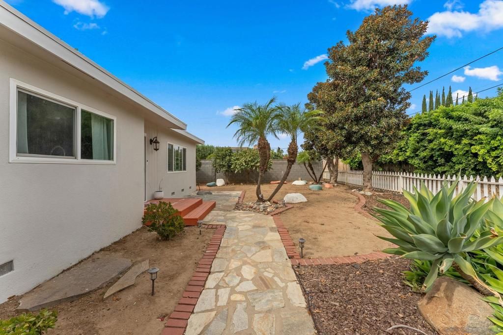 665 Foy Ln, Escondido, CA 92025 — exterior