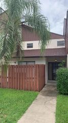 1403 White Pine Dr, Wellington, FL 33414