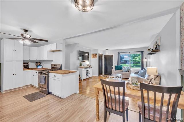 1323 Foreland Drive, Oxford, MI 48371