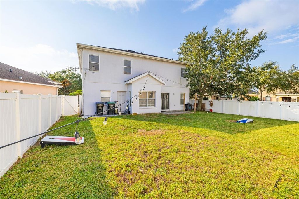 Image 47 of property listing at 1404 SWAINSON COURT, Orlando, FL 32837