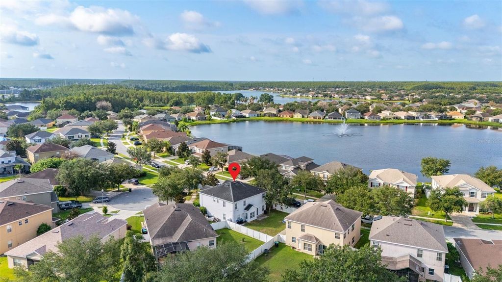Image 50 of property listing at 1404 SWAINSON COURT, Orlando, FL 32837