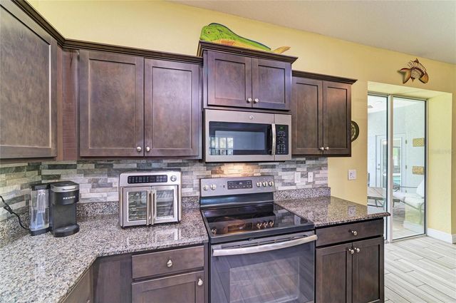 15040 LYNEBURG AVENUE, Port Charlotte, FL 33981