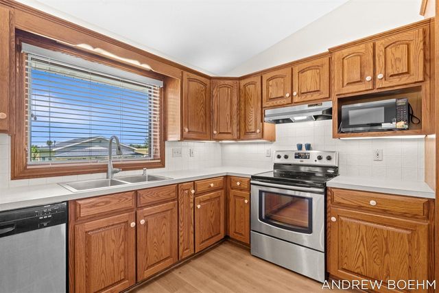 6141 Adams Street, Zeeland, MI 49464