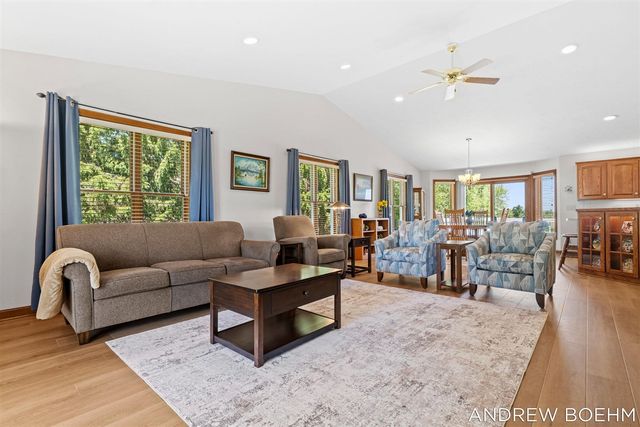 6141 Adams Street, Zeeland, MI 49464