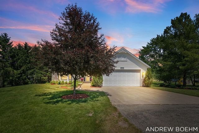 6141 Adams Street, Zeeland, MI 49464