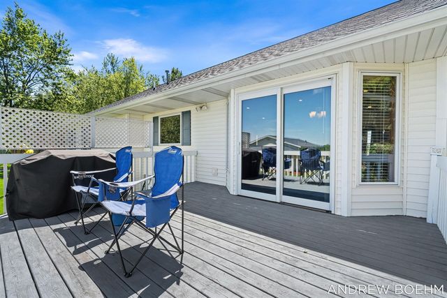 6141 Adams Street, Zeeland, MI 49464