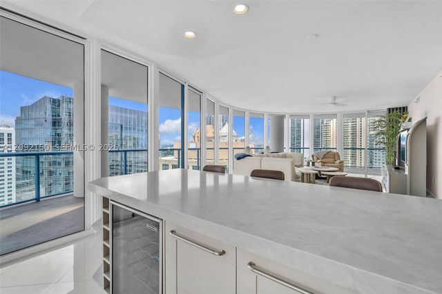 333 Las Olas Way 2807, Fort Lauderdale, FL 33301
