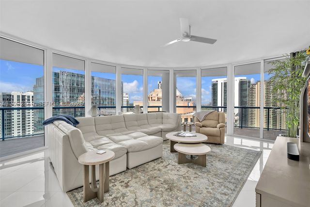 333 Las Olas Way 2807, Fort Lauderdale, FL 33301