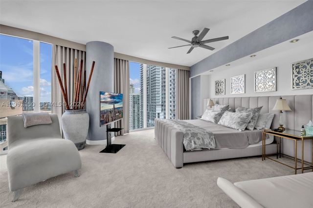 333 Las Olas Way 2807, Fort Lauderdale, FL 33301