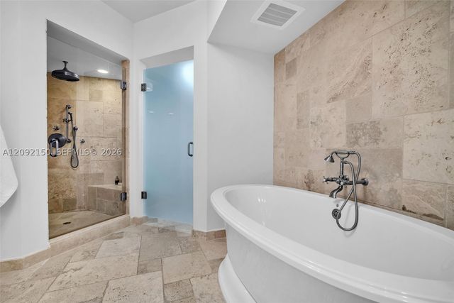 333 Las Olas Way 2807, Fort Lauderdale, FL 33301