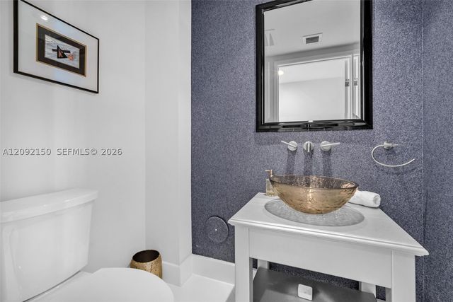 333 Las Olas Way 2807, Fort Lauderdale, FL 33301