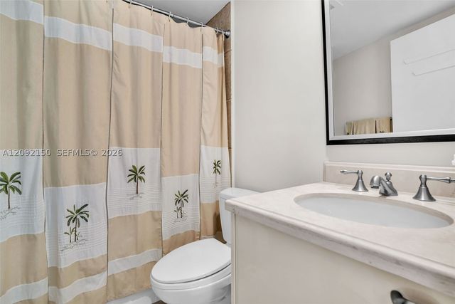333 Las Olas Way 2807, Fort Lauderdale, FL 33301