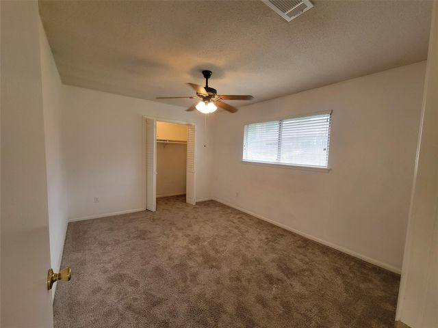 5806 Nassau DR B, Austin, TX 78723