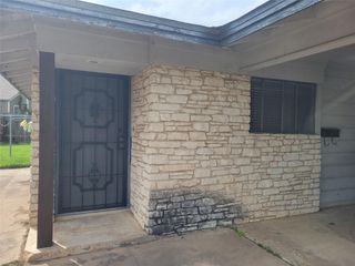 5806 Nassau DR B, Austin, TX 78723