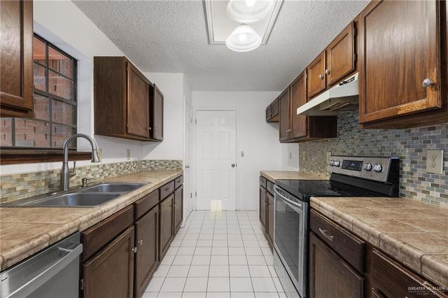 1913 Mourning Dove Circle, Harlingen, TX 78550