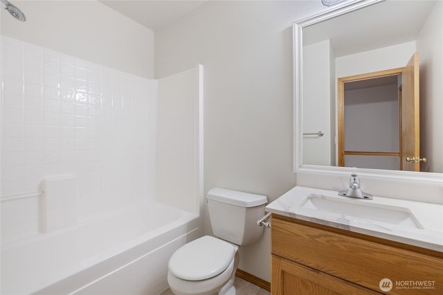 5002 S 30th Street #B2, Tacoma, WA 98466
