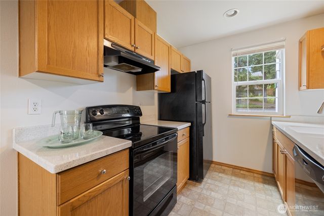 5002 S 30th Street #B2, Tacoma, WA 98466