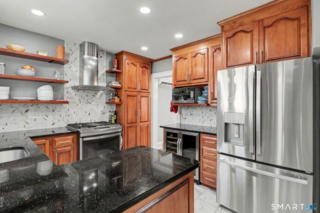 430 Platt Avenue, West Haven, CT 06516