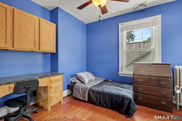430 Platt Avenue, West Haven, CT 06516