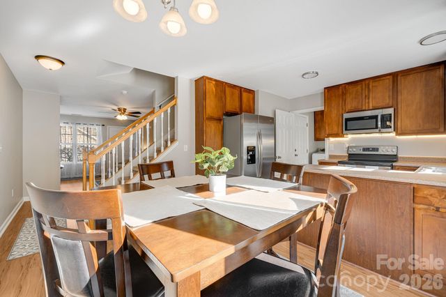 49 Farington Circle, Fletcher, NC 28732