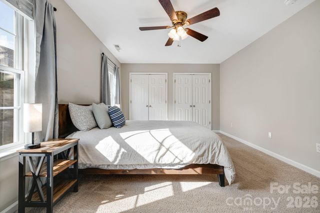 49 Farington Circle, Fletcher, NC 28732