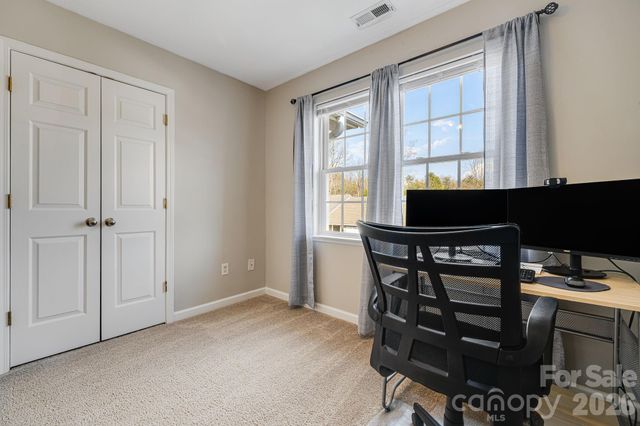 49 Farington Circle, Fletcher, NC 28732